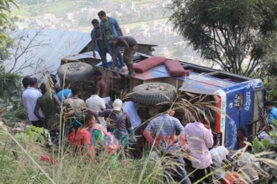 accident-dhading-768x510-1507627854.jpg