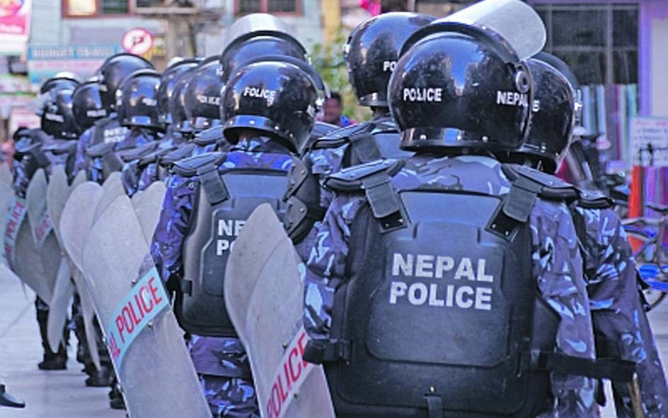 police-1-1592128861.jpg