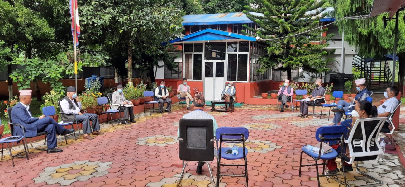 Meeting-1599623517.jpg