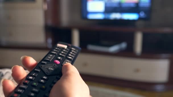 tv-1605940102.jpg